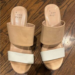 A New Day Women's Beige and Cream Sandals